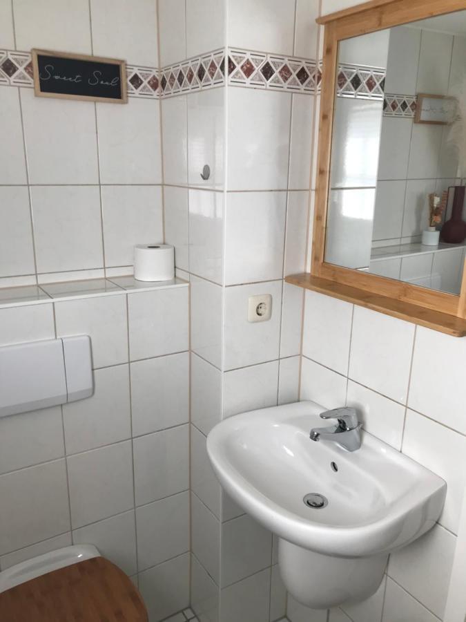 Ferienhaus Eifeldoemchen Villa บัดมึนสเตอร์ไอเฟิล ภายนอก รูปภาพ